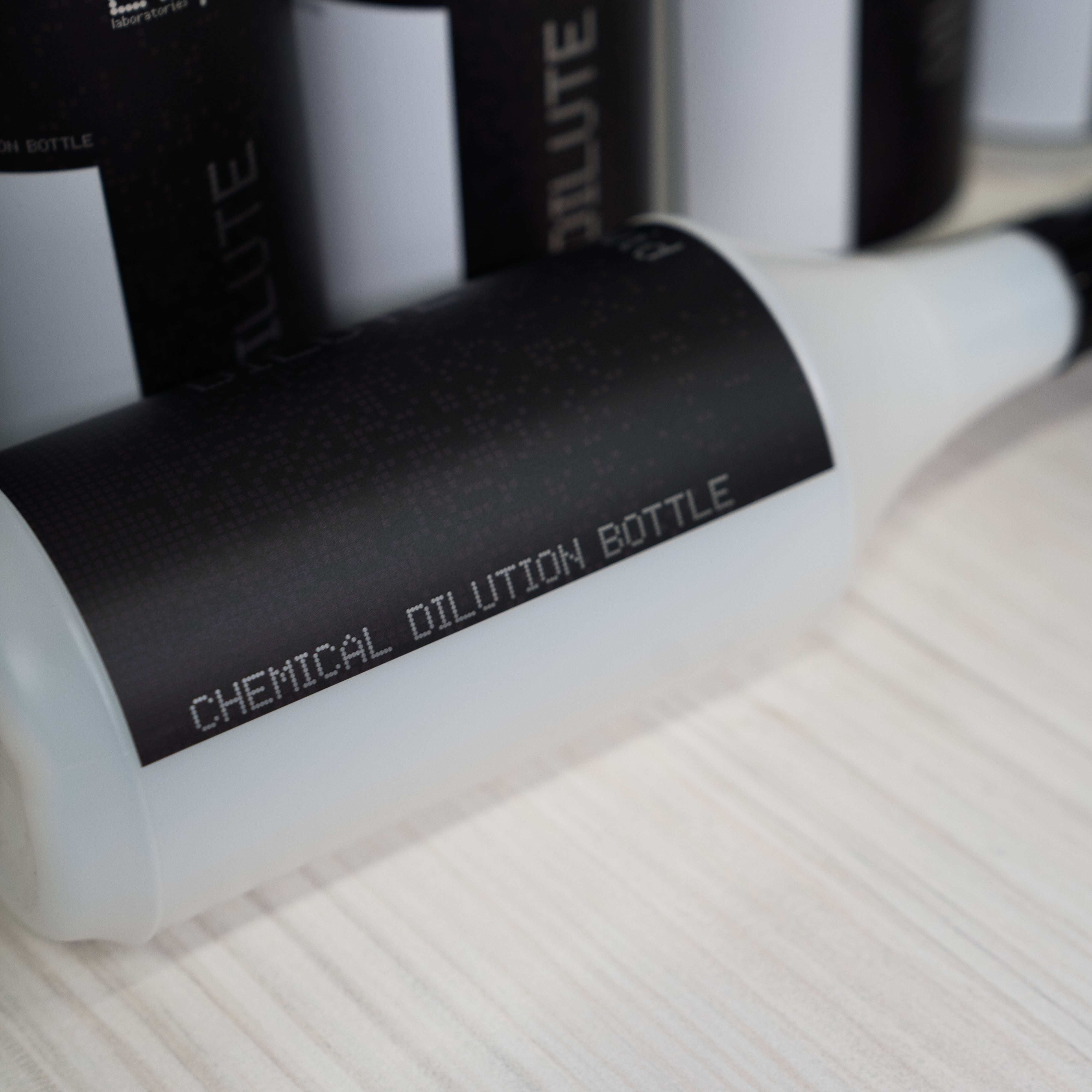 Dilute - Professional Spray Bottle With Chemical Resistant Trigger