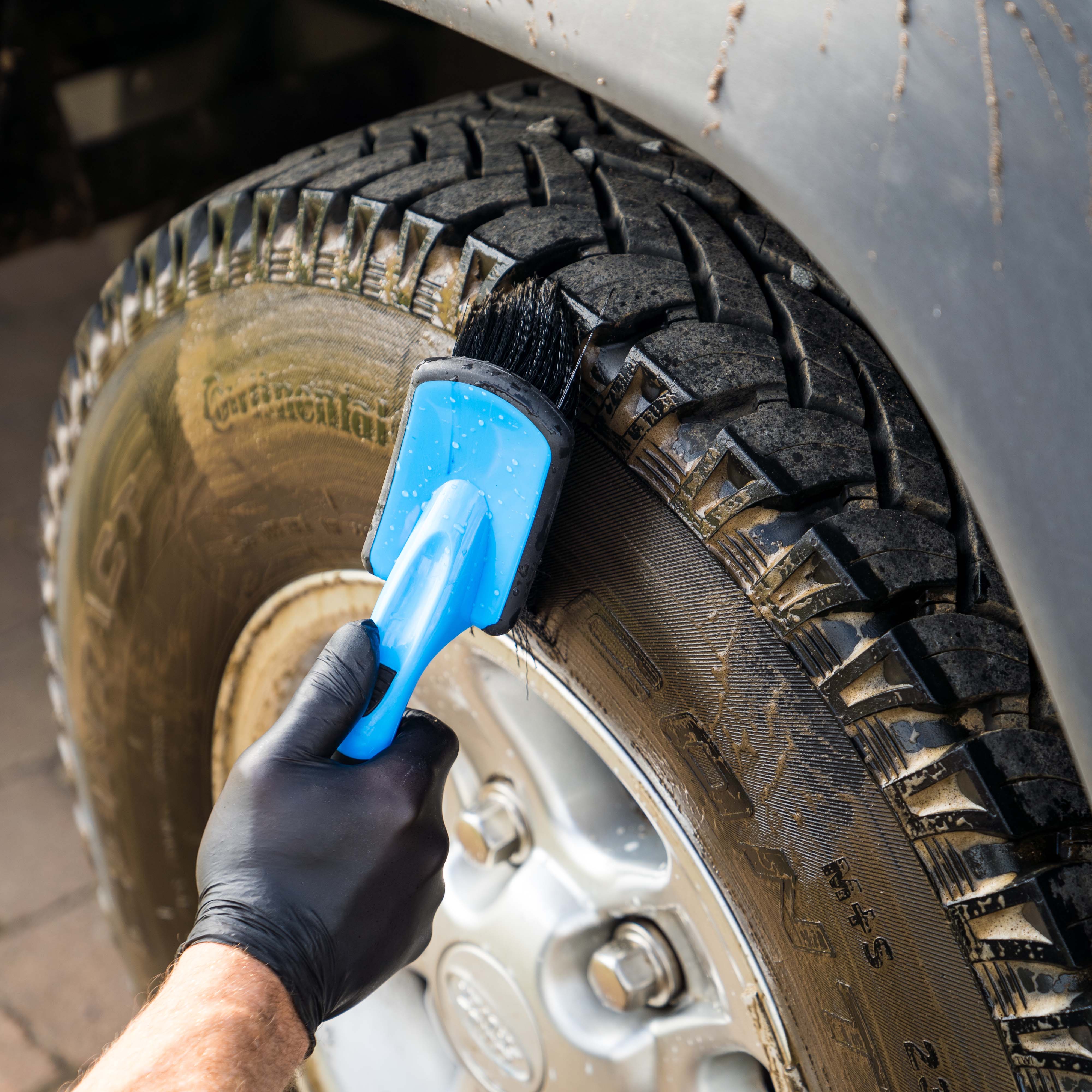 Tyre & Arch Brush